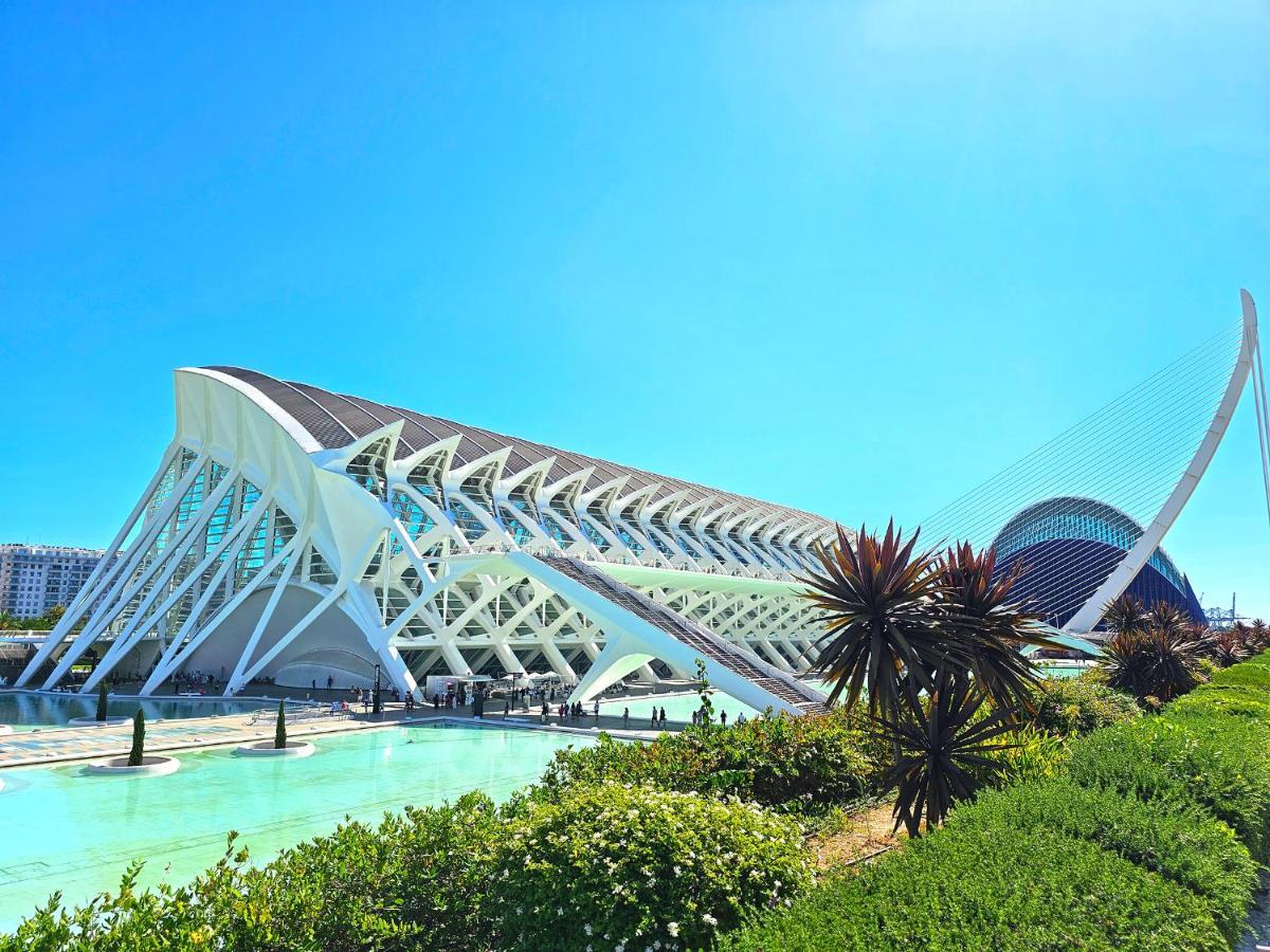 Apartamentos Las Ciencias B Валенсия Экстерьер фото